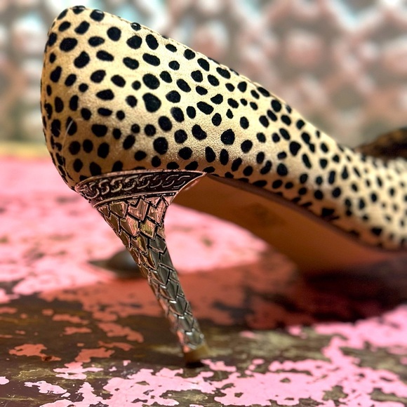 PIERRE DUMAS Leopard Bow silver heels sz 8 - Picture 6 of 12